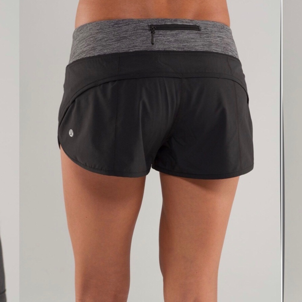 Lululemon Run: Speed Short
Black/ Blue Wee Stripe Size 6 - Picture 2 of 9